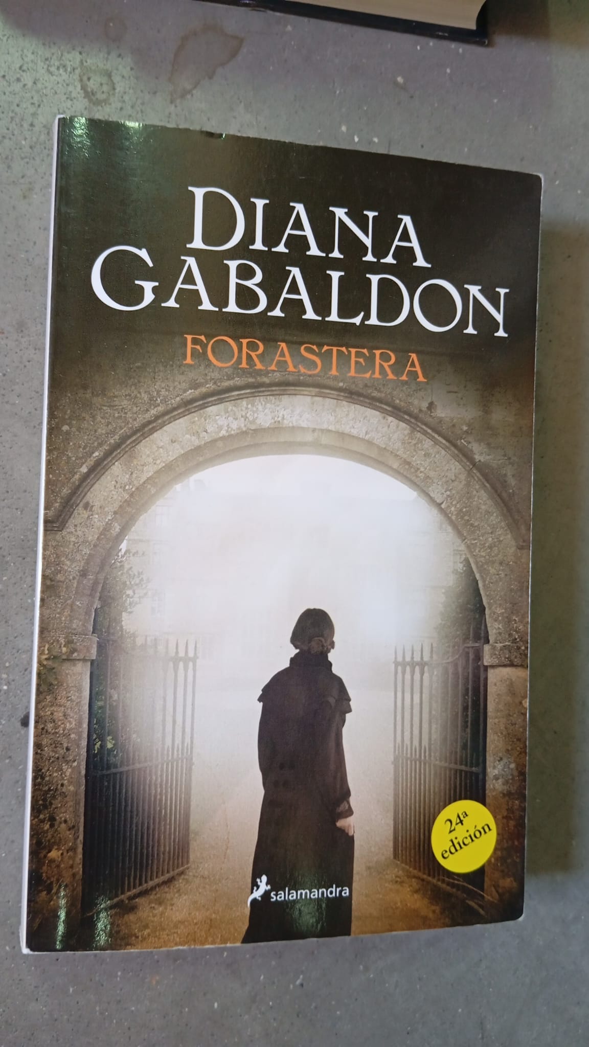 Forastera /Diana Gabaldon/Salamadra,2017